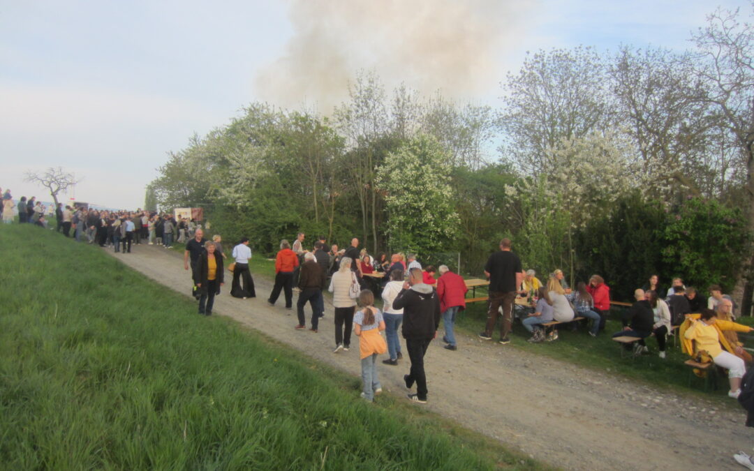 Osterfeuer gut besucht