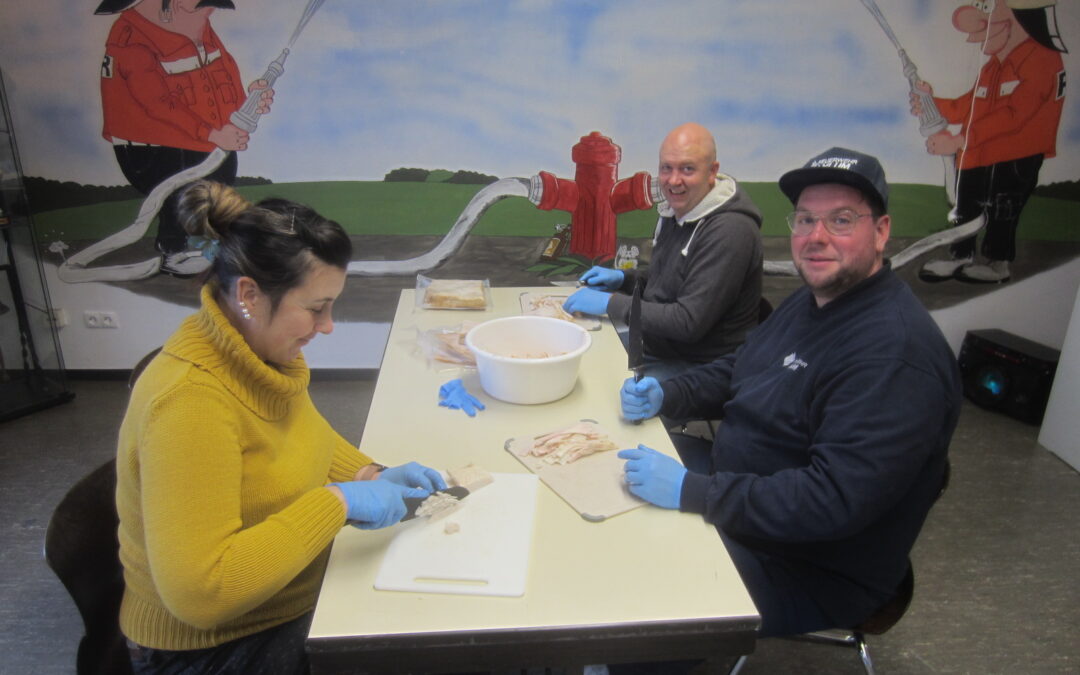 Heringsessen vorbereitet